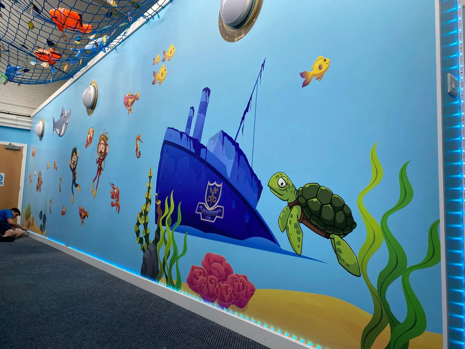 Immersive Underwater Display